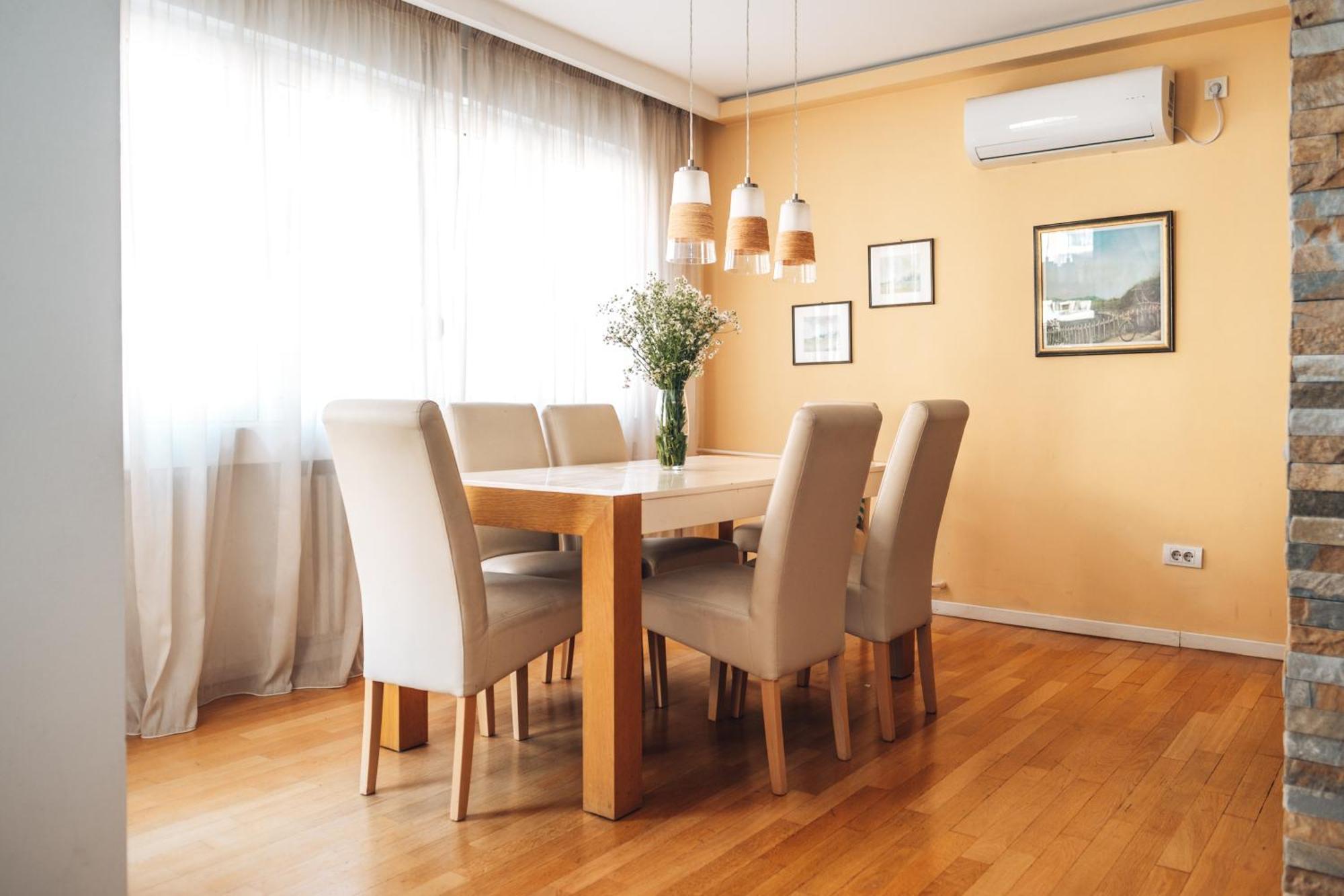 Crown Central Three Bedroom Apartment Belgrád Kültér fotó
