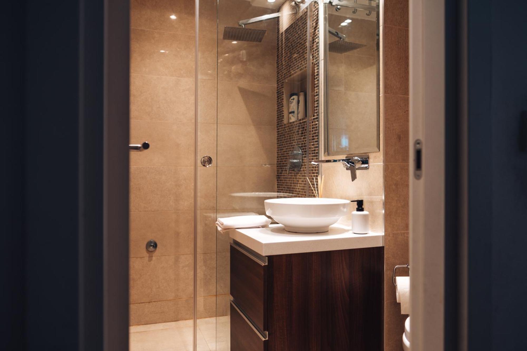 Crown Central Three Bedroom Apartment Belgrád Kültér fotó