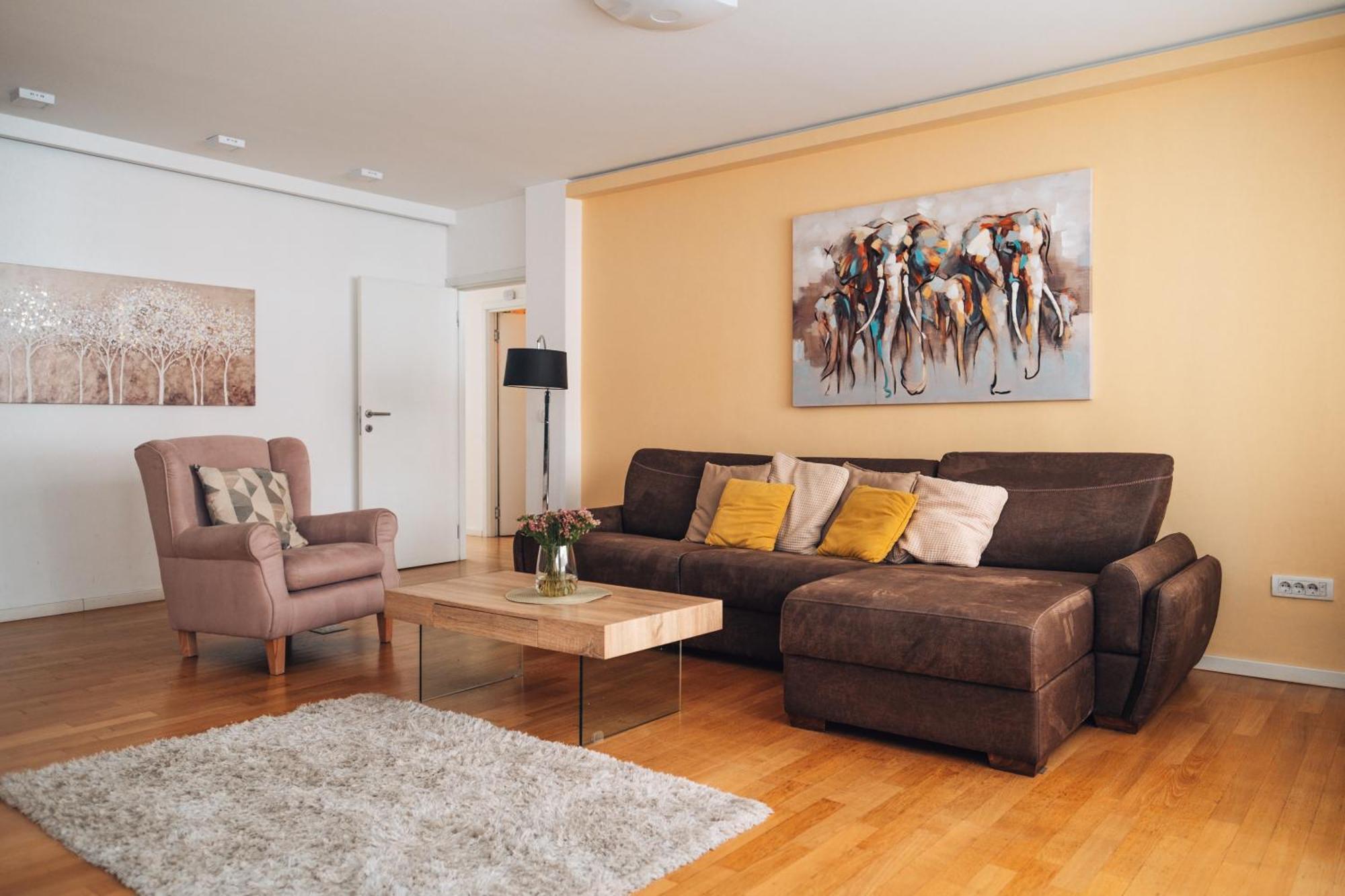 Crown Central Three Bedroom Apartment Belgrád Kültér fotó