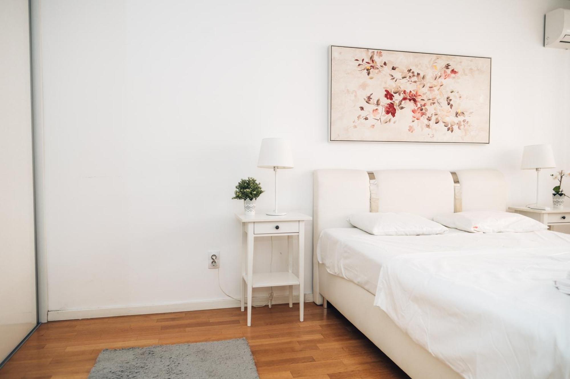 Crown Central Three Bedroom Apartment Belgrád Kültér fotó